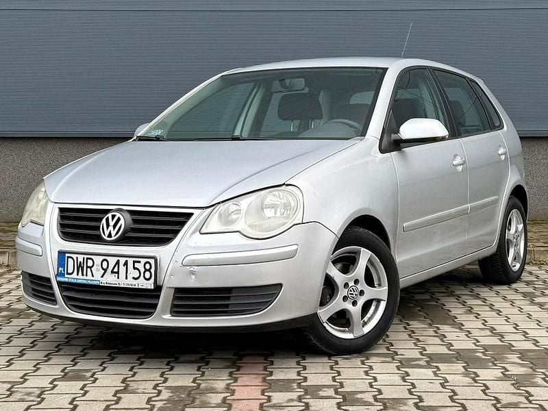 Używany VW Polo 70 KM (51 kW) 2007 Srebrny Hatchback