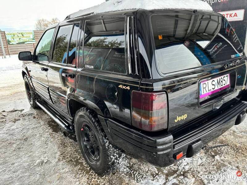 Czarny Używany 1996 Jeep Grand Cherokee SUV | 33 000 zł - Obraz 1/4