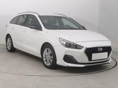 Biały Używany 2018 Hyundai i30 Kombi | 41 499 zł (Dobra cena) - Obraz 1/4
