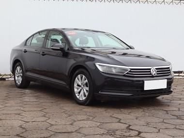 Używany VW Passat 125 KM (91 kW) 2017 Czarny Sedan/Limuzyna