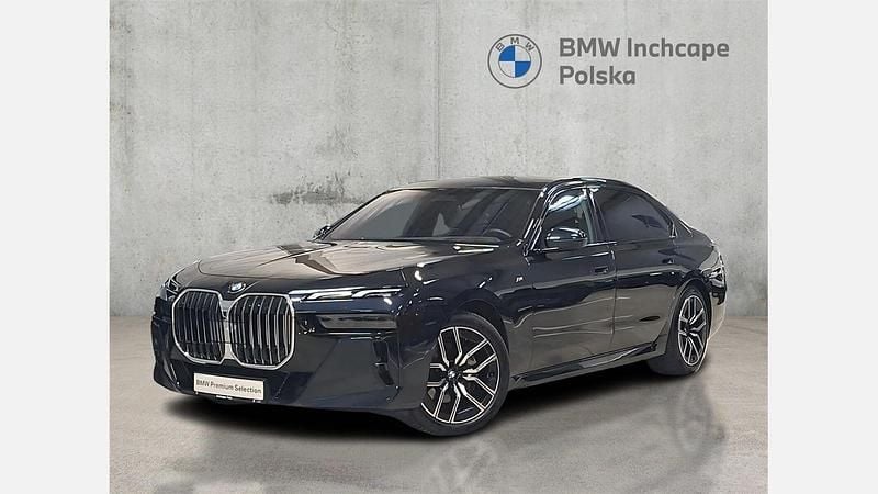 Używany BMW 740 Comfort Edition 299 KM (219 kW) 2025 Carbon black metallic metalizowany Sedan/Limuzyna