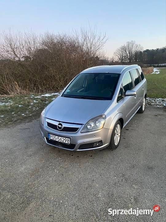 Używany Opel Zafira 2006 Szary Minivan