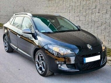 Czarny Używany 2010 Renault Mégane III Kombi | 19 900 zł - Obraz 1/4