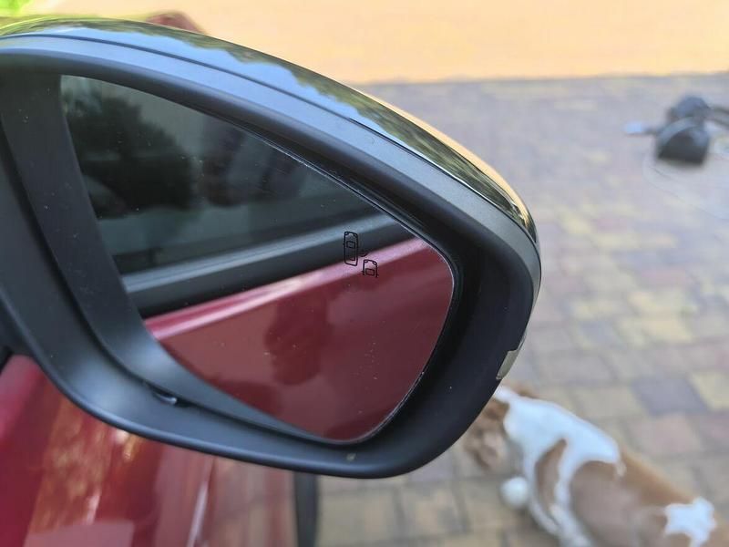 Czerwony Używany 2021 Opel Mokka Elegance SUV | 66 900 zł (Dobra cena) - Obraz 1/4