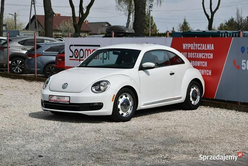 Biały Używany 2015 VW Beetle Hatchback | 36 900 zł - Obraz 1/4
