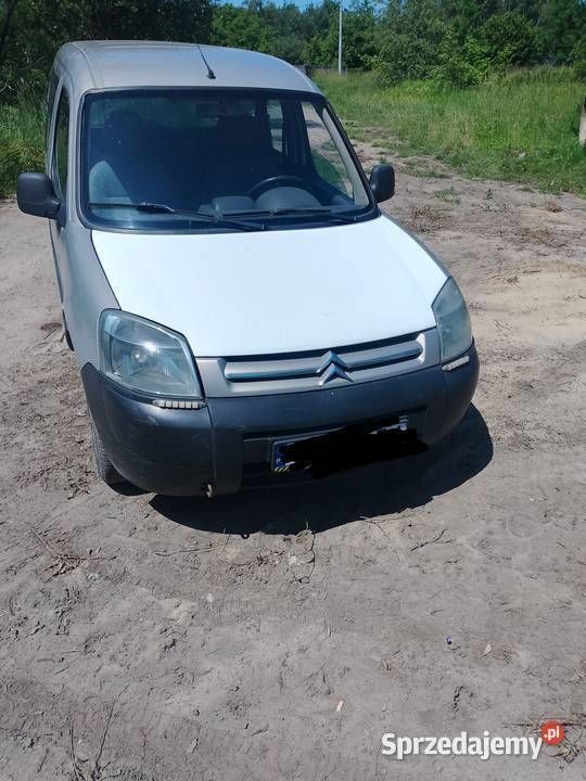 Beżowy Używany 2004 Citroën Berlingo Minivan | 3900 zł (Uczciwa cena) - Obraz 1/4