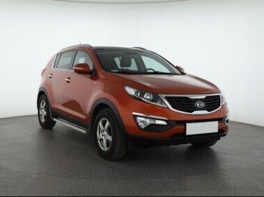 Pomarańczowy Używany 2011 Kia Sportage 2 SUV | 41 999 zł (Uczciwa cena) - Obraz 1/4