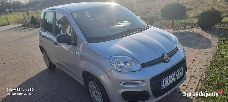 Srebrny Używany 2016 Fiat Panda Hatchback | 26 900 zł (Drogi) - Obraz 1/4