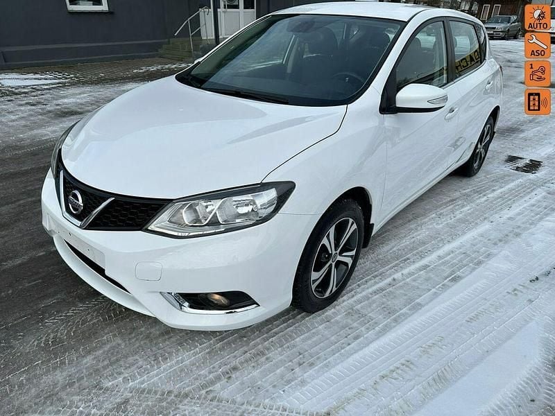 Używany Nissan Pulsar 117 KM (86 kW) 2015 Biały Hatchback