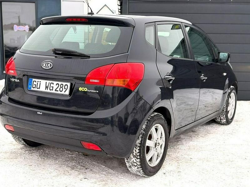 Używany Kia Venga 90 KM (66 kW) 2011 Czarny Hatchback