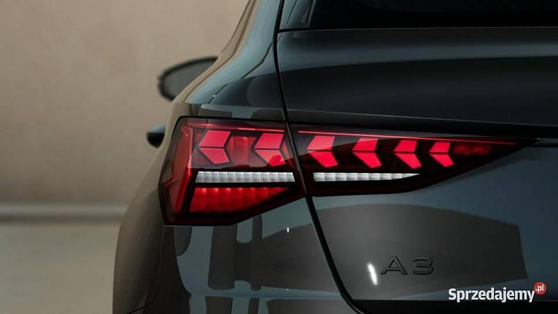 Używany Audi A3 Sportback e-tron Ambiente 2025 Czarny Hatchback