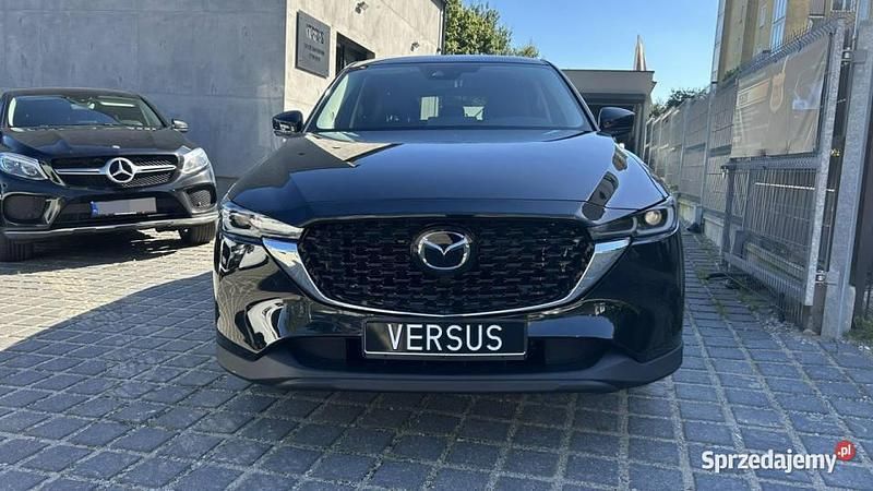 Czarny (metalik) Używany 2022 Mazda CX-5 SUV | 106 900 zł (Dobra cena) - Obraz 1/4