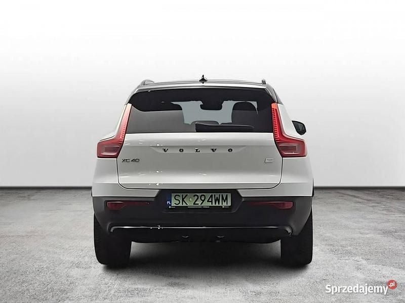 Używany Volvo XC40 Ultimate 300 kW (408 KM) 2022 Biały SUV