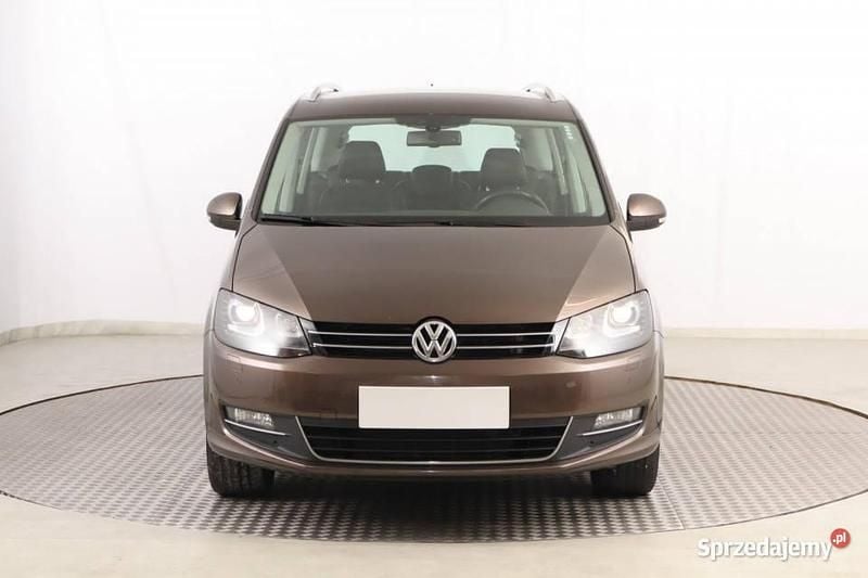 Brązowy Używany 2012 VW Sharan Minivan | 49 999 zł (Uczciwa cena) - Obraz 1/4