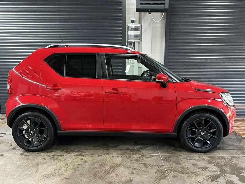 Używany Suzuki Ignis 90 KM (66 kW) 2017 Czerwony SUV