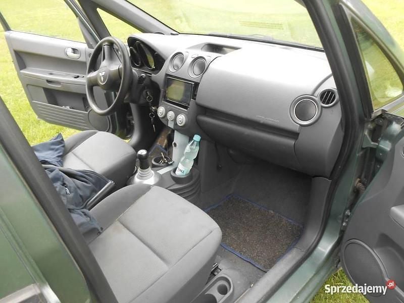 Używany Mitsubishi Colt 2007 Zielony Sedan/Limuzyna