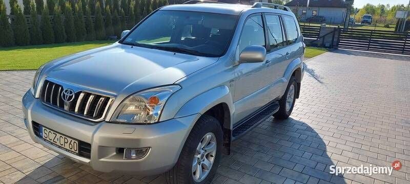 Srebrny Używany 2004 Toyota Land Cruiser SUV | 44 900 zł (Dobra cena) - Obraz 1/4