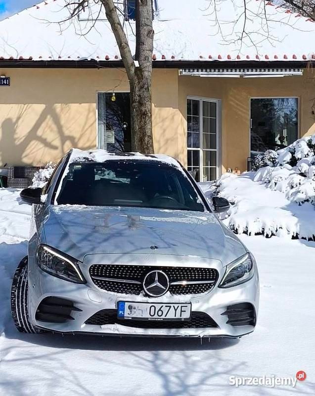 Używany Mercedes A220 AMG line 2020 Srebrny Kombi