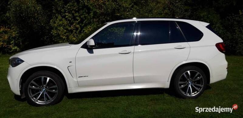 Biały Używany 2018 BMW X5 M SUV | 195 000 zł - Obraz 1/4