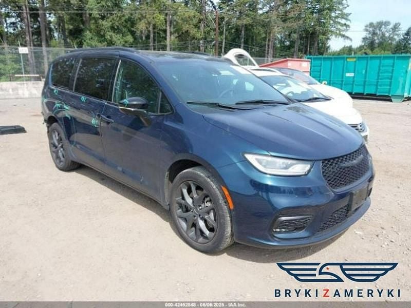 Niebieski Używany 2023 Chrysler Pacifica SUV | 75 040 zł - Obraz 1/3