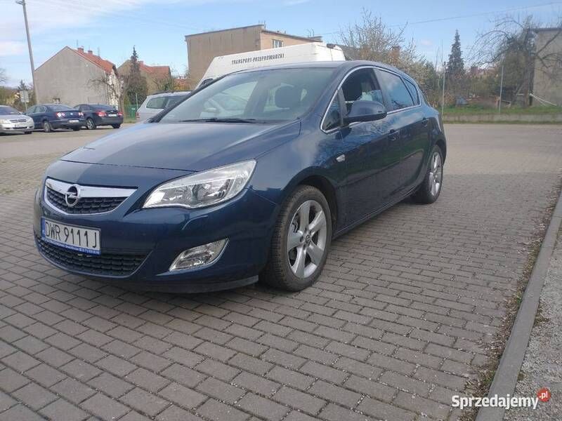 Używany Opel Astra 2011