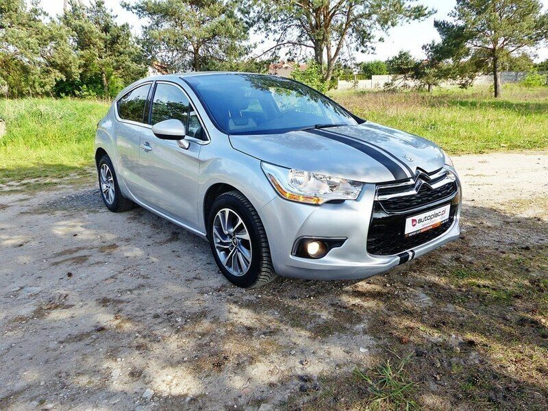 Używany Citroën DS4 120 KM (88 kW) 2011 Srebrny Hatchback