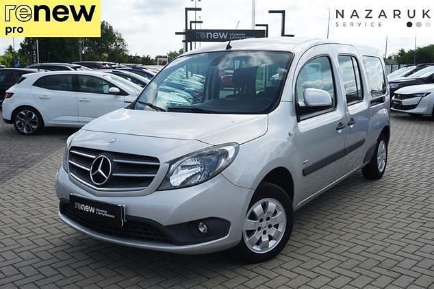 Srebrny Używany 2017 Mercedes Citan 111 Kombi | 76 900 zł - Obraz 1/4