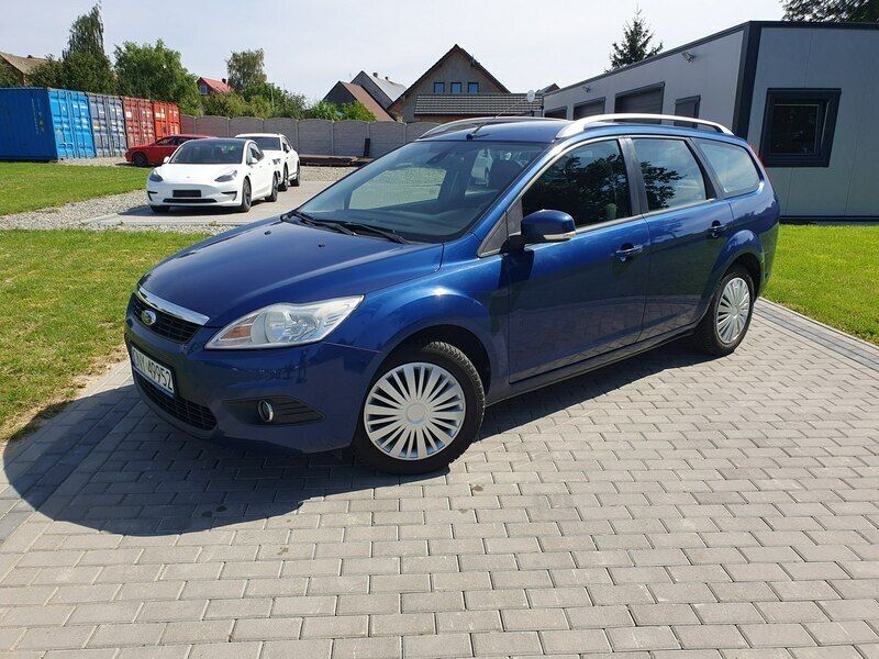Niebieski (metalik) Używany 2009 Ford Focus Kombi | 12 500 zł (Dość drogi) - Obraz 1/4
