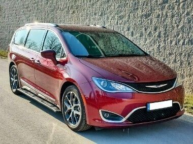 Bordowy Używany 2020 Chrysler Pacifica SUV | 98 000 zł (Dobra cena) - Obraz 1/4
