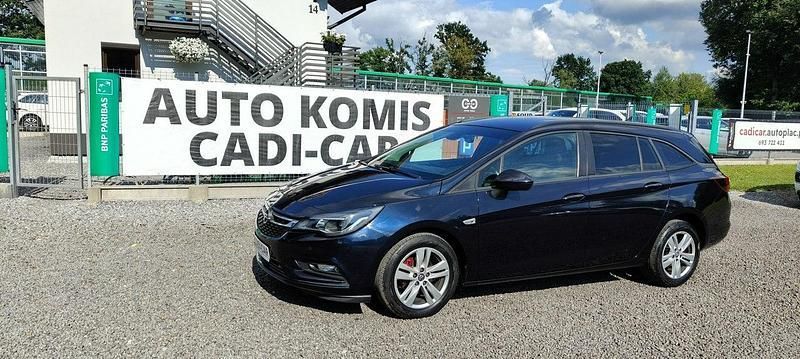 Czarny Używany 2019 Opel Astra Kombi | 48 900 zł (Uczciwa cena) - Obraz 1/4