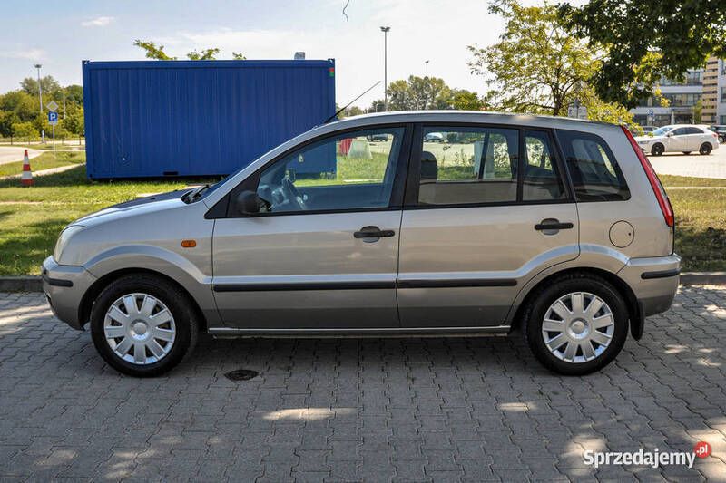 Używany 2003 Ford Fusion | 3900 zł (Super Cena) - Obraz 1/4