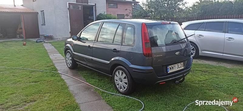 Grafitowy Używany 2003 Ford Fusion Sedan/Limuzyna | 3500 zł (Dość drogi) - Obraz 1/3