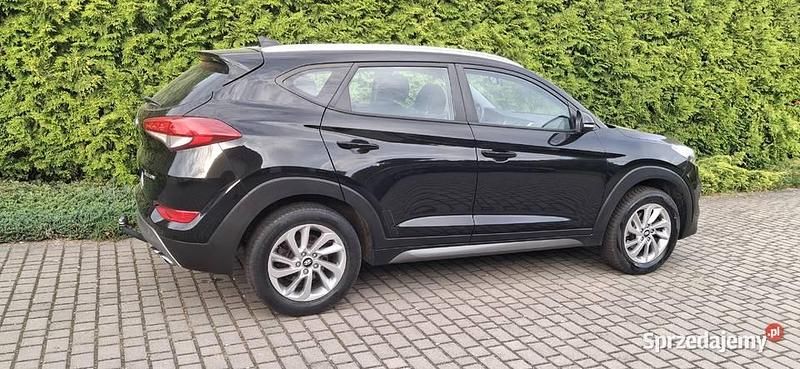 Czarny Używany 2017 Hyundai Tucson SUV | 59 900 zł (Super Cena) - Obraz 1/4
