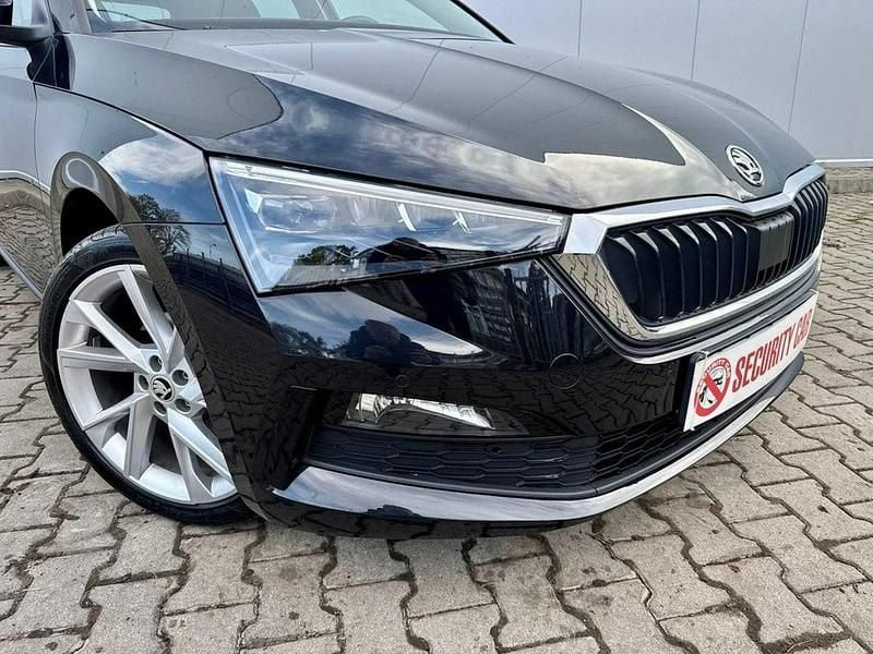 Czarny (metalik) Używany 2020 Skoda Scala Hatchback | 54 444 zł (Dobra cena) - Obraz 1/4