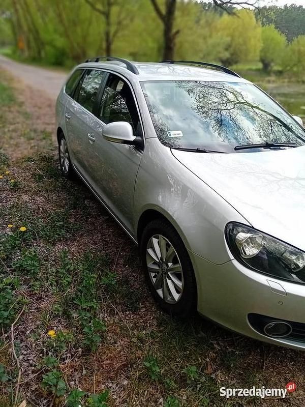 Używany VW Golf VI 2010 Srebrny Hatchback
