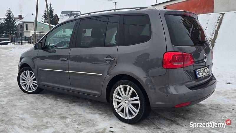 Używany VW Touran Highline 2010 Minivan