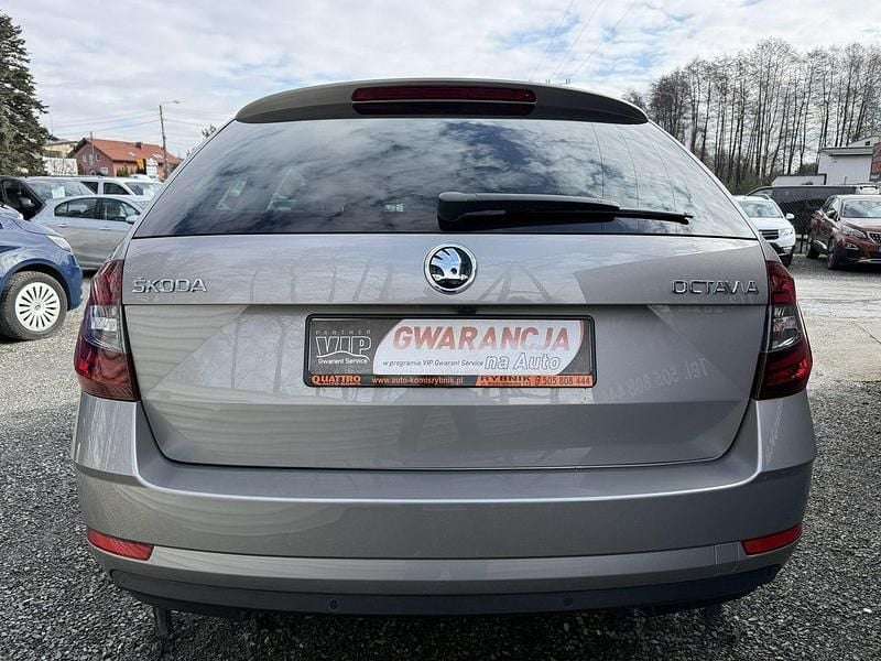 Używany Skoda Octavia 116 KM (85 kW) 2018 Inny (metalik) Kombi