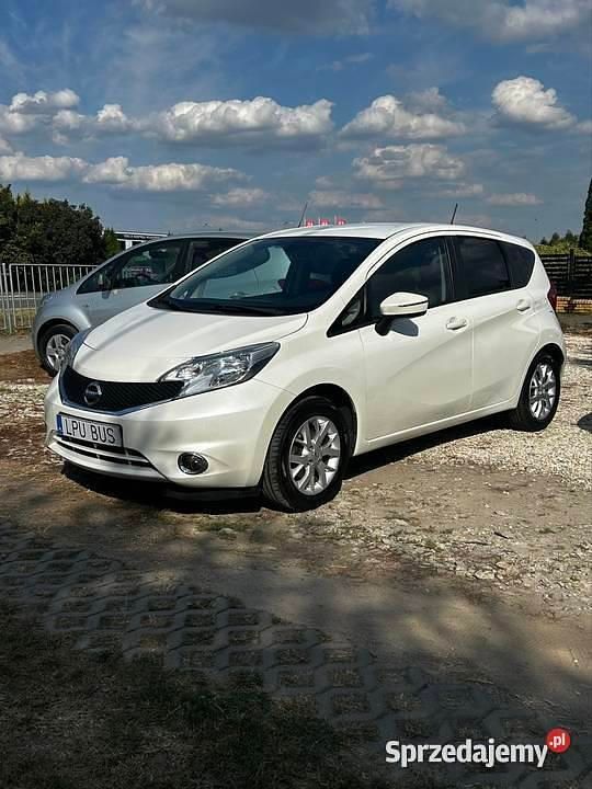 Biały Używany 2016 Nissan Note Minivan | 24 900 zł (Uczciwa cena) - Obraz 1/4