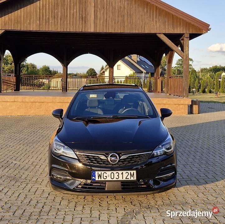 Czarny Używany 2020 Opel Astra GS Line Kombi | 63 900 zł (Dość drogi) - Obraz 1/4