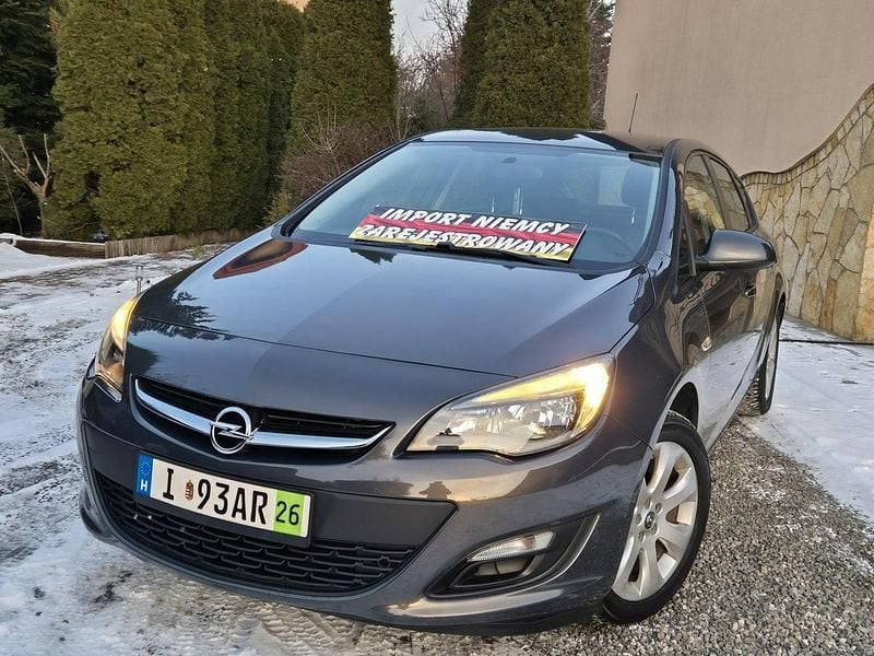 Używany Opel Astra 120 KM (88 kW) 2015 Inny kolor Hatchback