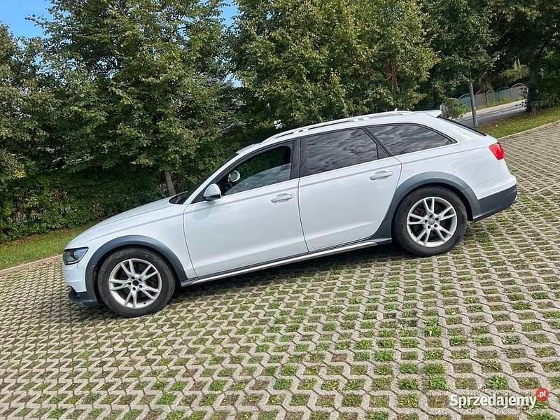 Używany 2015 Audi A6 Allroad Kombi | 77 000 zł - Obraz 1/4
