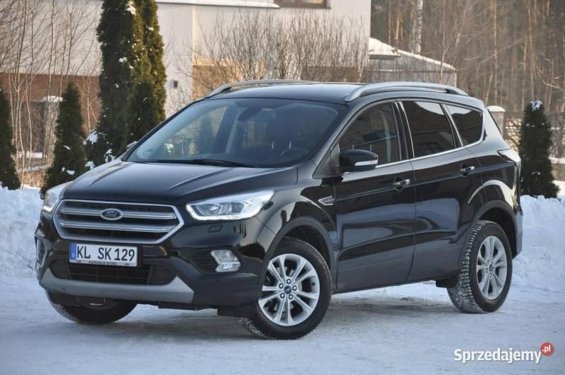Używany Ford Kuga Titanium 150 KM (110 kW) 2018 Czarny (metalik) SUV