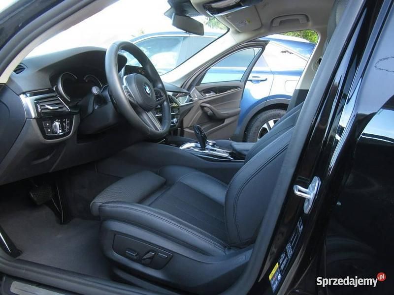 Używany BMW 530 Comfort Edition 2019 Czarny Sedan/Limuzyna