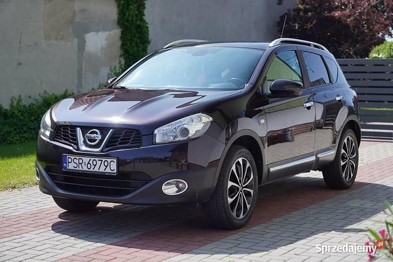 Fioletowy Używany 2010 Nissan Qashqai SUV | 32 500 zł (Dość drogi) - Obraz 1/4