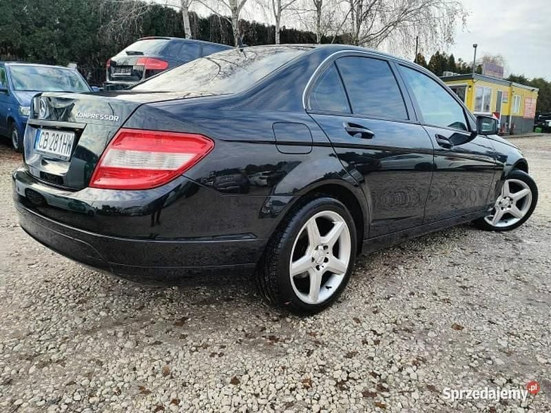 Czarny Używany 2008 Mercedes C180 Sedan/Limuzyna | 24 900 zł - Obraz 1/4