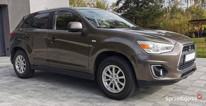 Brązowy Używany 2013 Mitsubishi ASX SUV | 38 000 zł (Uczciwa cena) - Obraz 1/4