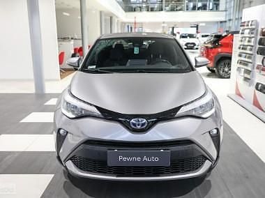 Używany Toyota C-HR Style 184 KM (135 kW) 2021 Srebrny SUV