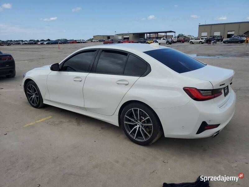 Biały Używany 2021 BMW 330 Sedan/Limuzyna | 85 000 zł - Obraz 1/4