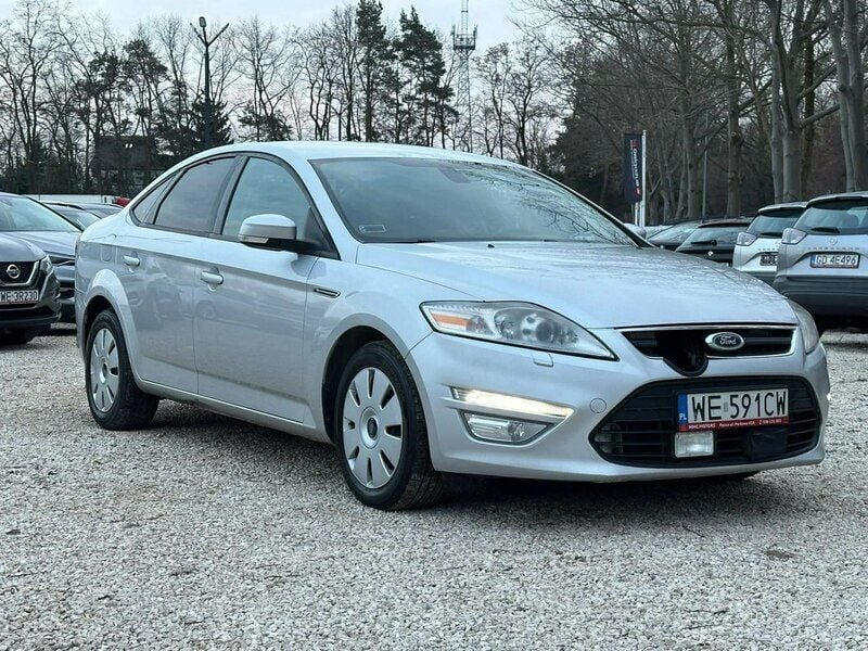 Czarny (metalik) Używany 2012 Ford Mondeo Sedan/Limuzyna | 11 800 zł (Uczciwa cena) - Obraz 1/4