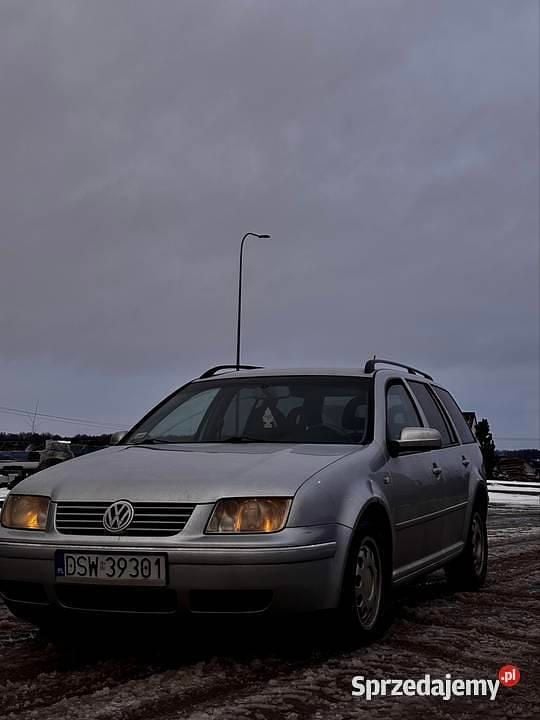 Używany VW Bora 2002 Srebrny Kombi